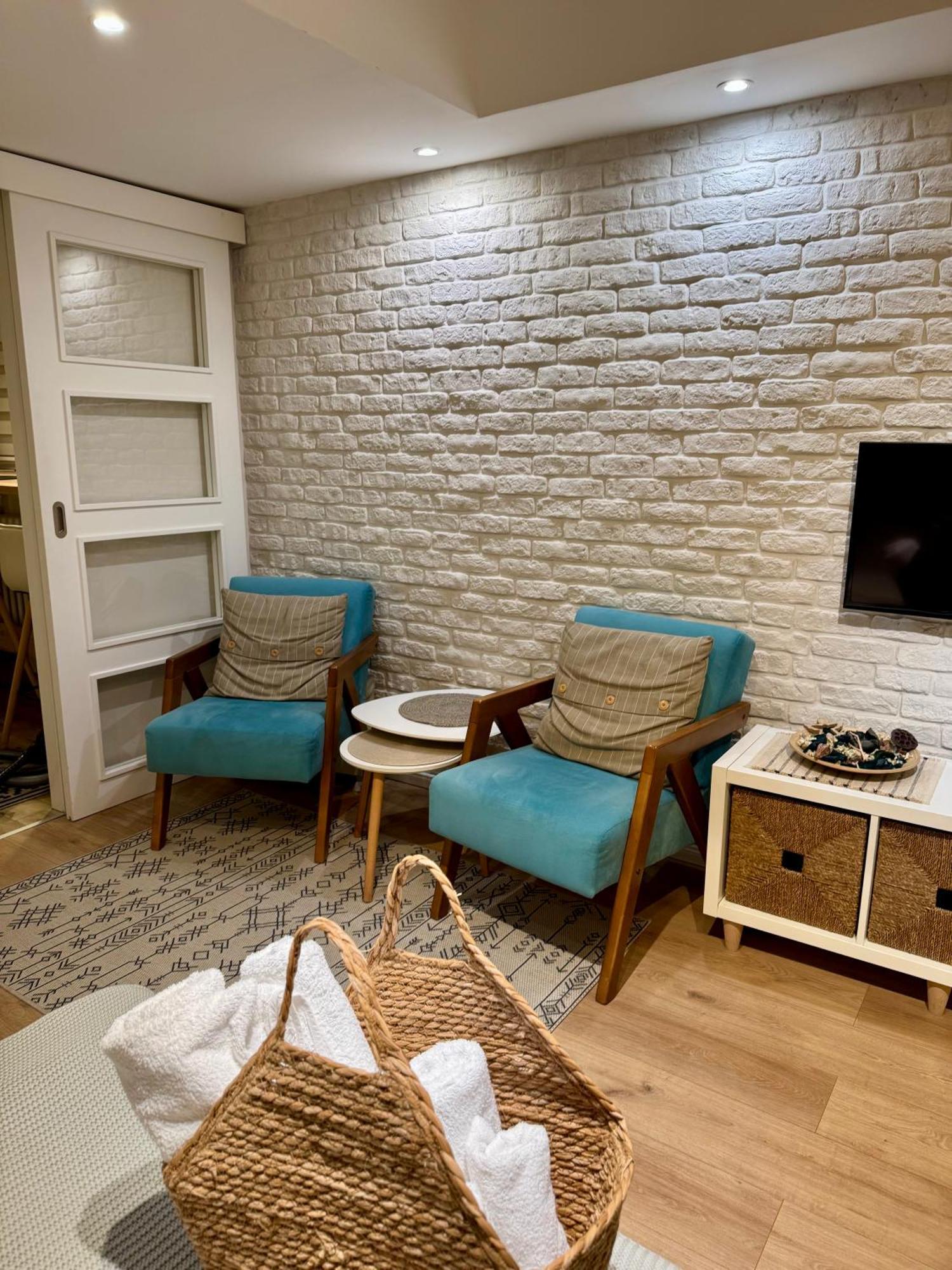 Apartamento Cozy Haven Belgrado Exterior foto
